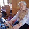 Juliana Ekel Seit 78 Jahren An Der Orgel